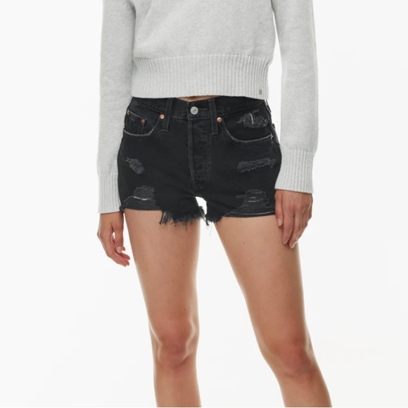Levi’s 501 Black Jean Short - Picture 1 of 6